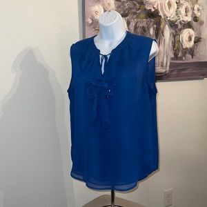 Tommy Hilfiger. Women’s Sleeveless - Tie in front - Top. Size L.